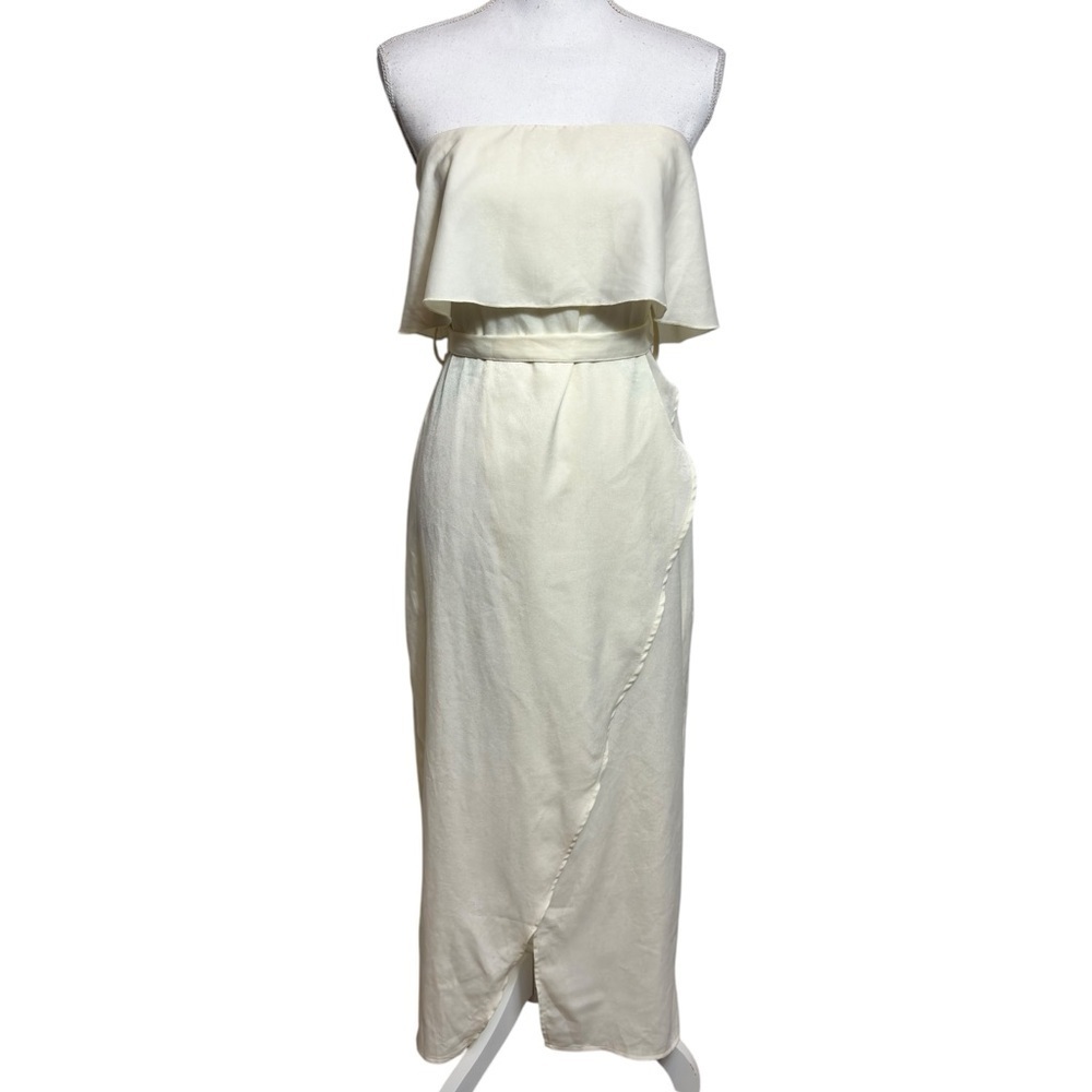 PRETTYLITTLETHING WHITE CREAMY WOMEN ZIP UP DRESS SIZE USA 4 BRAND NEW